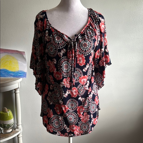 Espresso Tops - [Espresso] Navy/Pink Floral Blouse - Size Medium